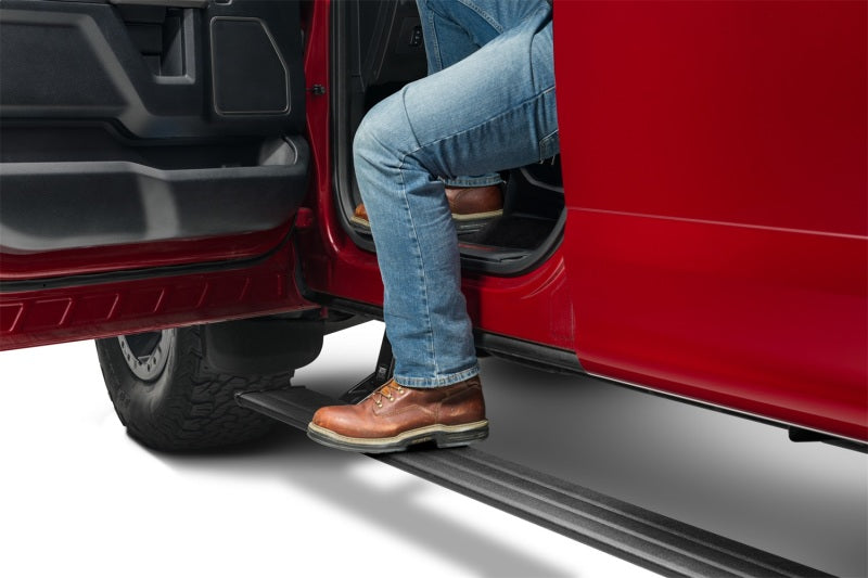 AMP Research 17-19 Chevrolet Silverado 2500/3500 DC/CC (Diesel) PowerStep Smart Series