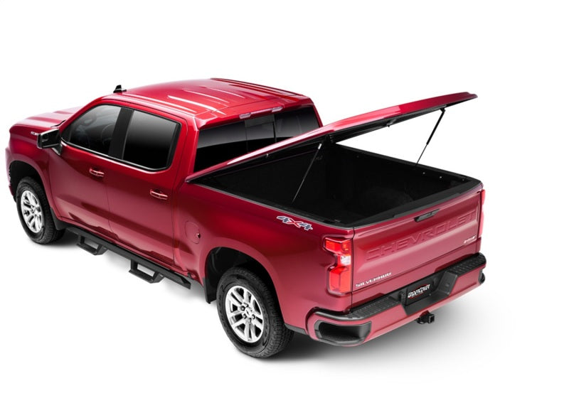 UnderCover 19-20 Chevy Silverado 1500 5.8ft Lux Bed Cover - Glory Red