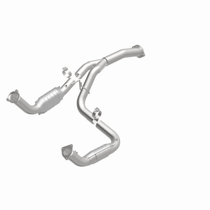 MagnaFlow Conv Direct Fit 11-16 Chevrolet Silverado 2500HD/3500HD / GMC Sierra 2500HD/3500HD