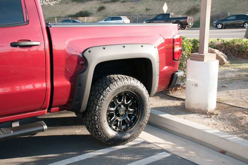 EGR 14+ Chev Silverado 5ft Bed Bolt-On Look Fender Flares - Set