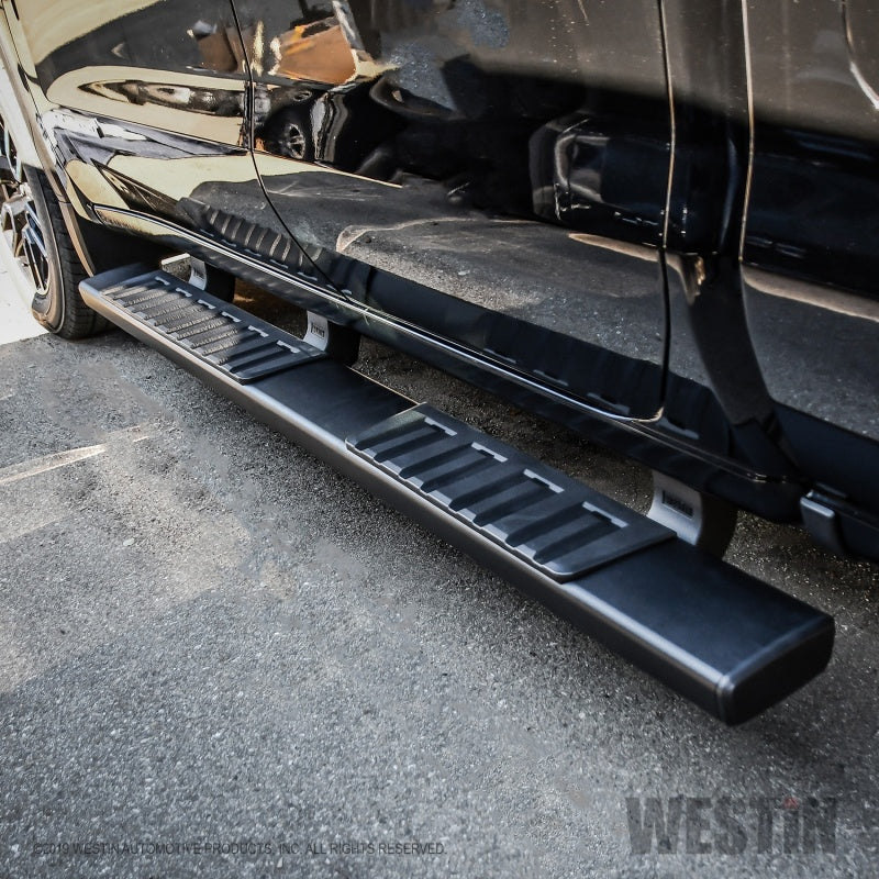 Westin 19-22 Chevrolet Silverado 1500 DC (Excl. 2019 LD/Limited) R7 Nerf Step Bars - Black