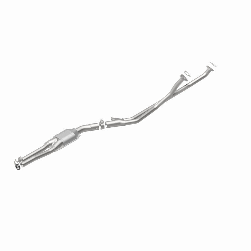 MagnaFlow Direct Fit Catalytic Converter BMW 80 88