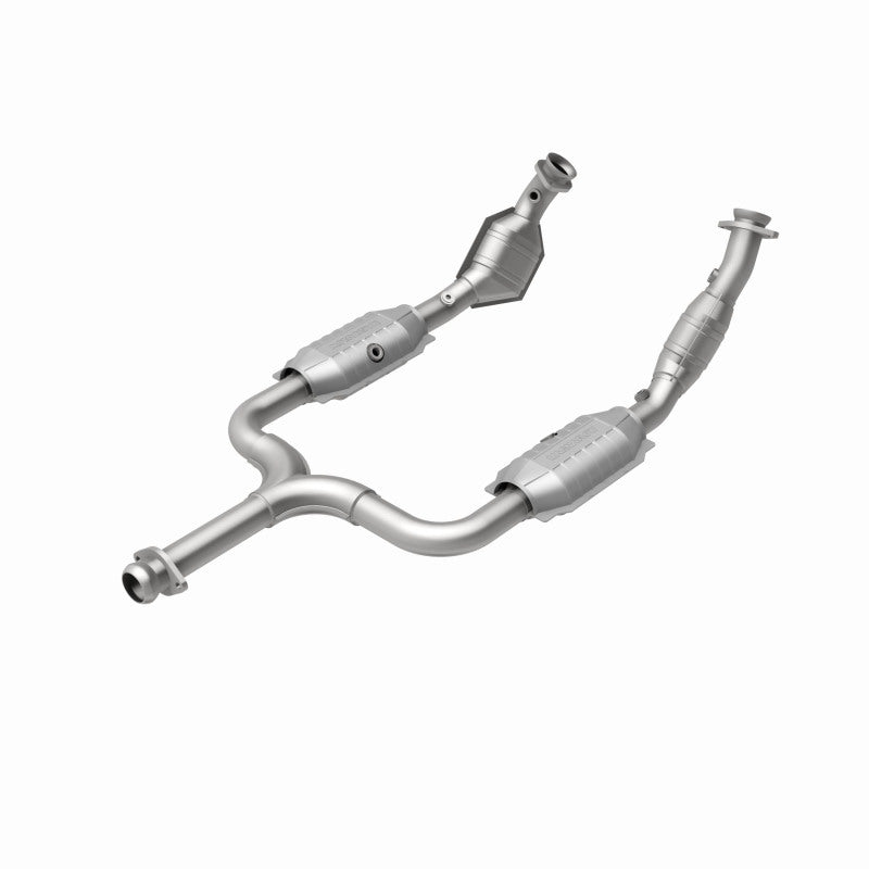 MagnaFlow Direct Fit Catalytic Converter 01-04 Ford Mustang 3.8L CA