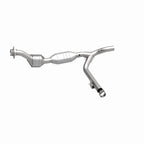 MagnaFlow Direct Fit Catalytic Converter 99 Ford F-150 4.6L