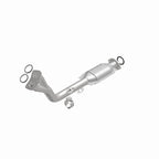 MagnaFlow Direct Fit Catalytic Converter 96-00 Toyota 4 Runner 2.7
