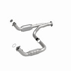 MagnaFlow Direct Fit Catalytic Converter 07-09 Hummer Truck H2 Y-Pipe Assy