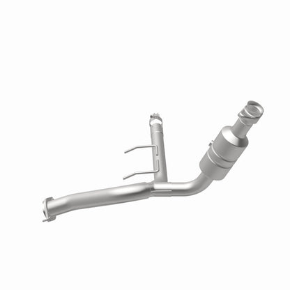 Magnaflow Conv DF 2009-2010 F-150 4.6 L Underbody