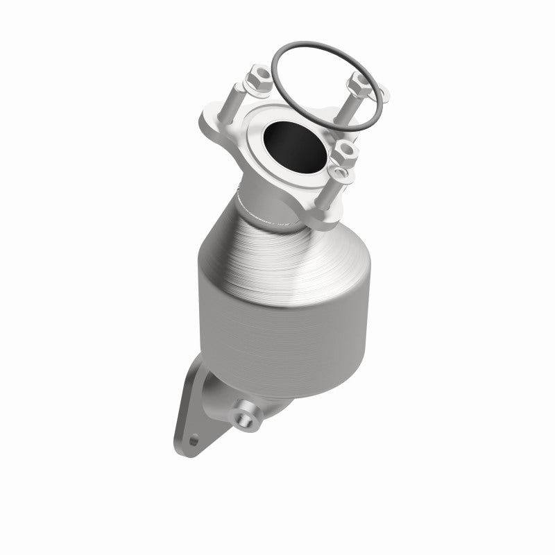 MagnaFlow Direct Fit Catalytic Converter 2010-2011 LaCrosse 3.6 L Underbody