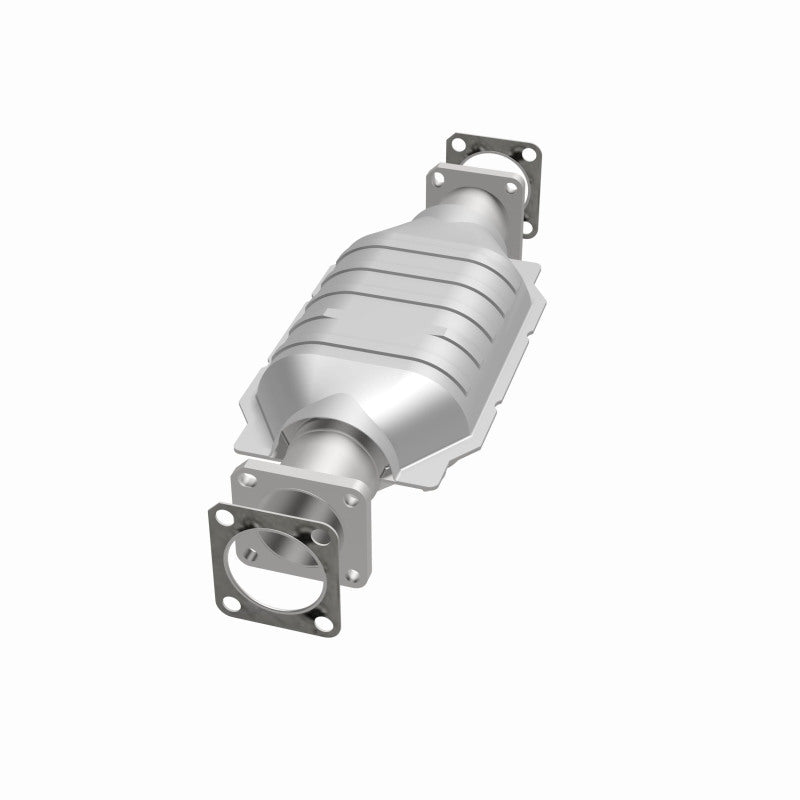 MagnaFlow California Direct Fit Catalytic Conv 75-82 Chevrolet LUV 1.8L / 86-91 Isuzu Trooper 2.3L