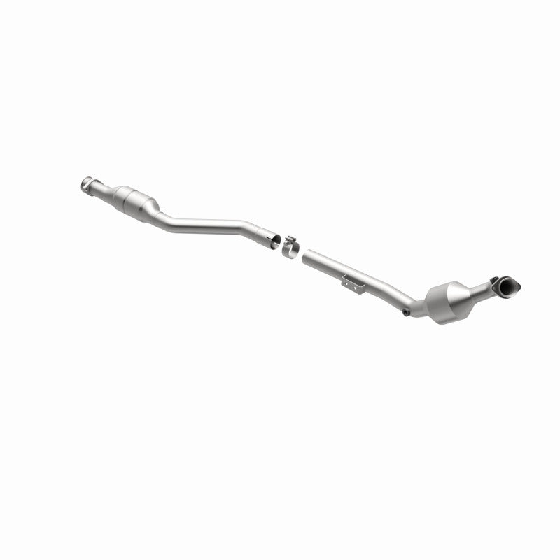 MagnaFlow Direct Fit Catalytic Converter 00-02 Mercedes E430 4.3L