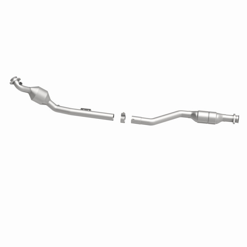 MagnaFlow Direct Fit Catalytic Converter 00-02 Mercedes E430 4.3L