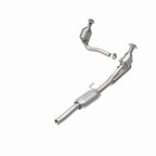 MagnaFlow Direct Fit Catalytic Converter 00-03 Dodge Dakota 3.9L