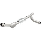MagnaFlow Direct Fit Catalytic Converter 00-04 Ford E150 4.6L P/S