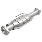 MagnaFlow Direct Fit Catalytic Converter 00-04 Jeep Wrangler Rear