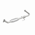 MagnaFlow Direct Fit Catalytic Converter 00-04 Toyota Tundra V8 4.7L Gas