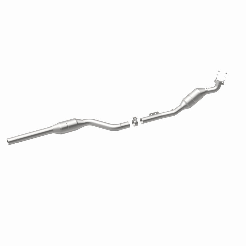 MagnaFlow Direct Fit Catalytic Converter 01-02 Mercedes E430 Passenger Side CA