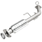 MagnaFlow Direct Fit Catalytic Converter 01-03 Toyota Sienna 3.0L