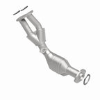 MagnaFlow Direct Fit Catalytic Converter 01-04 Toyota Tacoma Front 2.7L