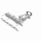 MagnaFlow Direct Fit Catalytic Converter 01-05 Volvo S60 2.4L / V70 2.4L