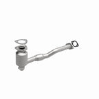 MagnaFlow Direct Fit Catalytic Converter 02-03 Saturn Vue 3.0L Front