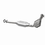 MagnaFlow Direct Fit Catalytic Converter 03-05 Crown Vic 4.6 D/S OEM