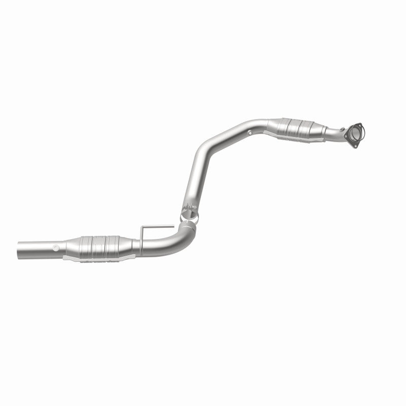 MagnaFlow Direct Fit Catalytic Converter 03-05 Express 2500 4.8L Driver Side