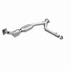 MagnaFlow Direct Fit Catalytic Converter 03 Lincoln Navigator 5.4L