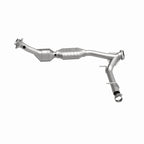 MagnaFlow Direct Fit Catalytic Converter 03 Lincoln Navigator 5.4L