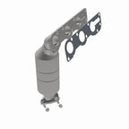 MagnaFlow Direct Fit Catalytic Converter 04-05 Suz Verona2.5 Manifold Front