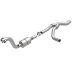 MagnaFlow Direct Fit Catalytic Converter 04-06 Dodge Durango 5.7L Passenger Side