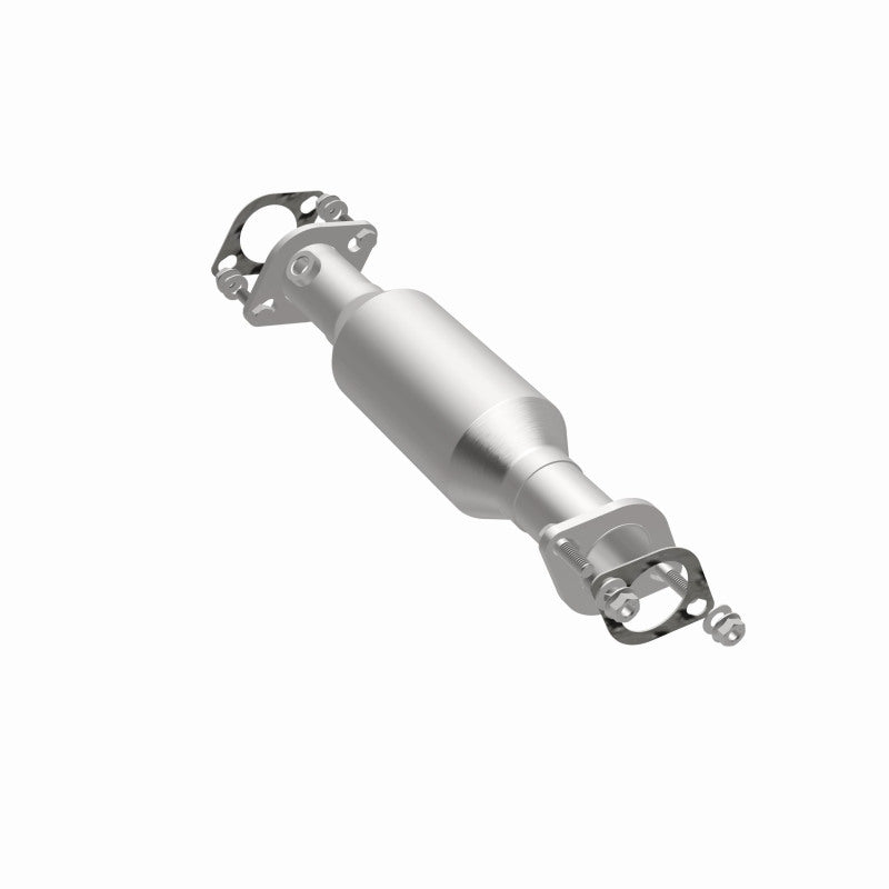 MagnaFlow Direct Fit Catalytic Converter 04-06 Outlander 2.4L