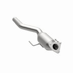 MagnaFlow Direct Fit Catalytic Converter 04-07 VW Touareg 4.2L Driver Side
