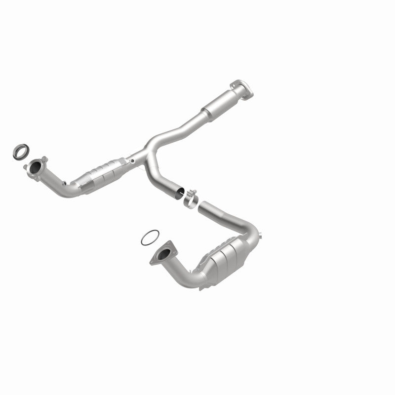 MagnaFlow Direct Fit Catalytic Converter 05-06 GMC Envoy XL Denali
