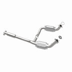 MagnaFlow Direct Fit Catalytic Converter 05-06 GMC Envoy XL Denali