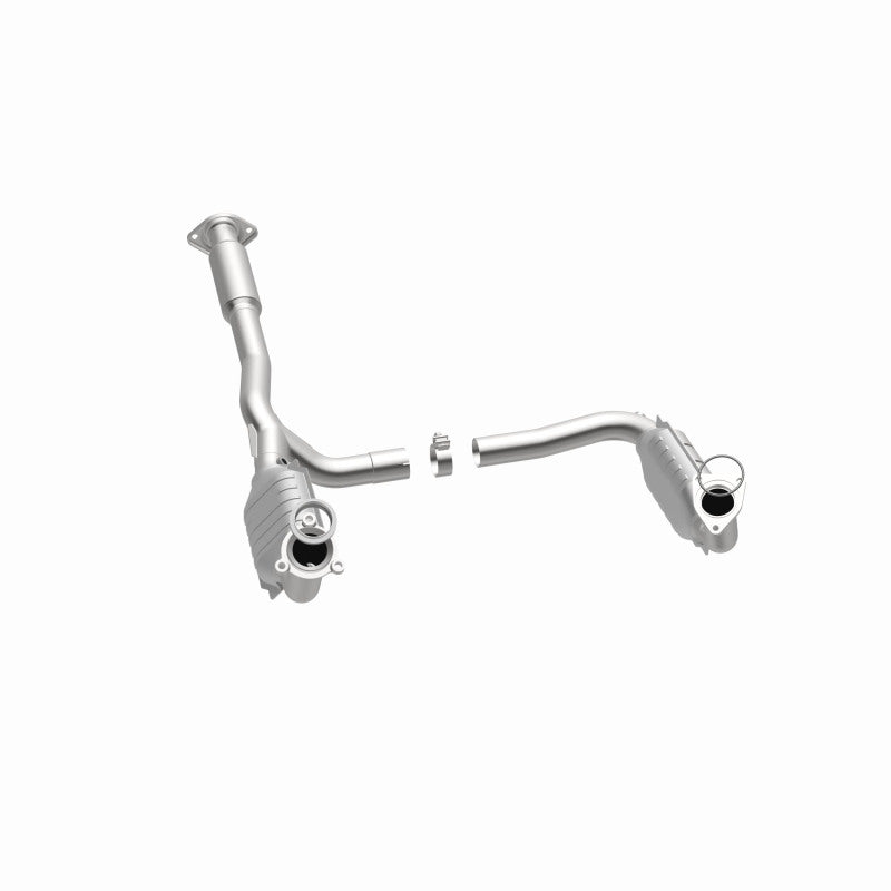 MagnaFlow Direct Fit Catalytic Converter 05-06 GMC Envoy XL Denali