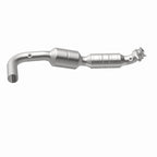 MagnaFlow Direct Fit Catalytic Converter 05-07 Ford E150 4.6L Driver Side