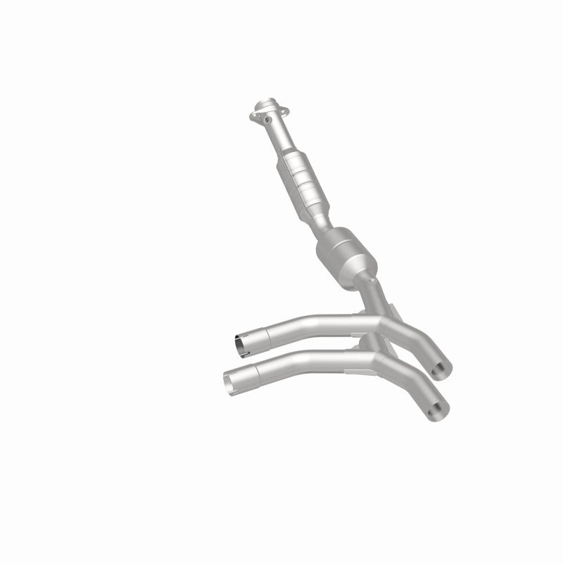 MagnaFlow Direct Fit Catalytic Converter 05-07 Ford E150 4.6L Passenger Side