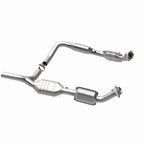 MagnaFlow Direct Fit Catalytic Converter 07-08 Ford E-150 4.6L