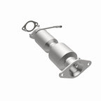 MagnaFlow Direct Fit Catalytic Converter 13-15 Hyundai Veloster 1.6L Underbody