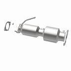 MagnaFlow Direct Fit Catalytic Converter 13-15 Hyundai Veloster 1.6L Underbody