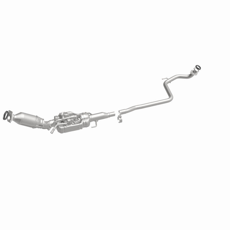 MagnaFlow Direct Fit Catalytic Converter 14-19 Toyota Prius C Base Underbody 1.5L