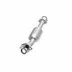 MagnaFlow Direct Fit Catalytic Converter 2002 Suzuki Aerio 2.0L