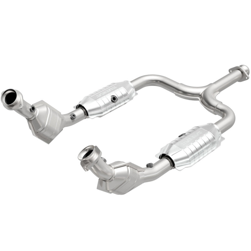 MagnaFlow Direct Fit Catalytic Converter 2003 Ford Mustang 3.8L