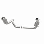 MagnaFlow Direct Fit Catalytic Converter 2006 Dodge RAM 1500 Pickup 5.7L Solid Front Axle