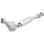MagnaFlow Direct Fit Catalytic Converter 96-00 Crown Vic 4.6L OEM