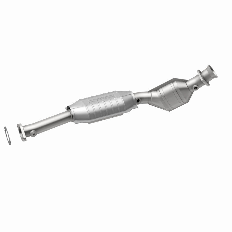 MagnaFlow Direct Fit Catalytic Converter 96-00 Crown Vic 4.6L OEM
