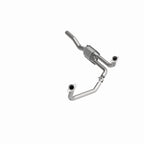 MagnaFlow Direct Fit Catalytic Converter 96-97 Dodge Van 3.9L/5.2L/5