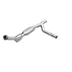 MagnaFlow Direct Fit Catalytic Converter 97-98 Expedition-Navigator