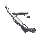 MagnaFlow Direct Fit Catalytic Converter 97-98 Ford Trucks 4.2L