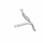 MagnaFlow Direct Fit Catalytic Converter 97-98 Ford Trucks 4.2L
